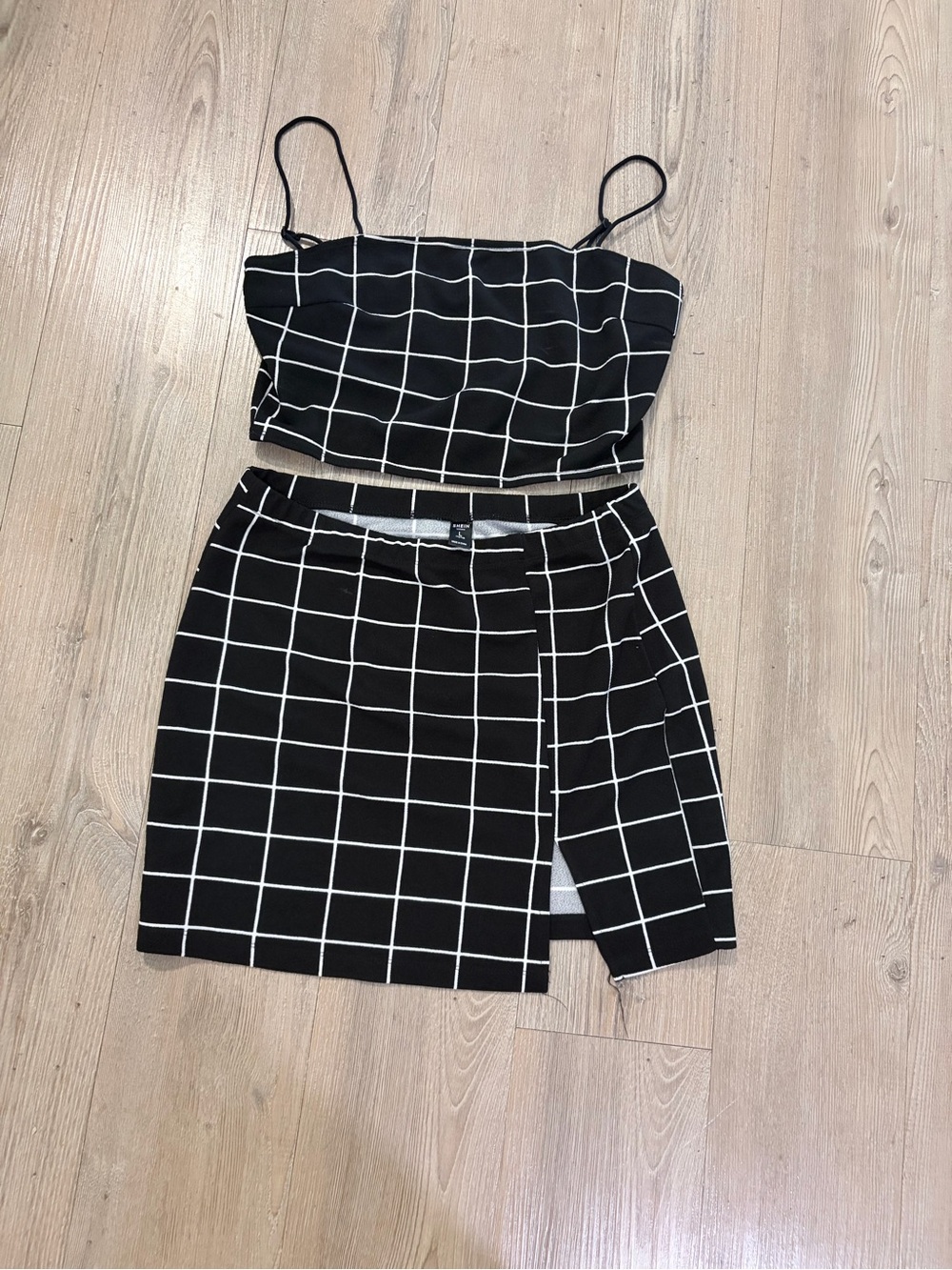 SHEIN Black and White Grid Mini Skirt Two-Piece Set